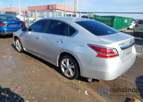 2015 Nissan Altima 2.5/2.5 S/2.5 Sl/2.5 Sv z USA, uszkodzony, nr VIN 1N4AL3AP2FN874764